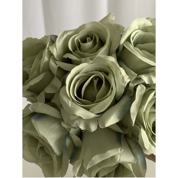 thumb_Soft Green 7 Head Rose Bouquet