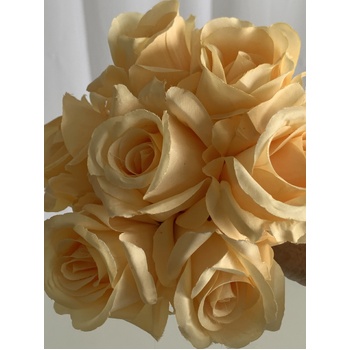 thumb_Yellow 7 Head Rose Bouquet