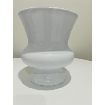 thumb_24cm White Plastic Flower Pot / Urn