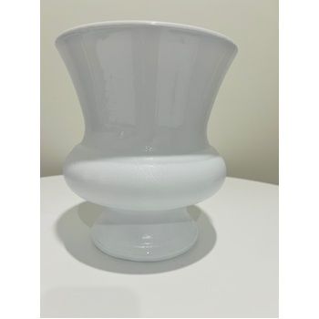 thumb_19cm White High Quality Plastic Flower Pot / Urn