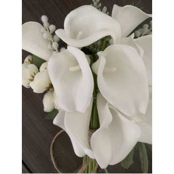 thumb_White Handtied Real Touch Calle Bouquet