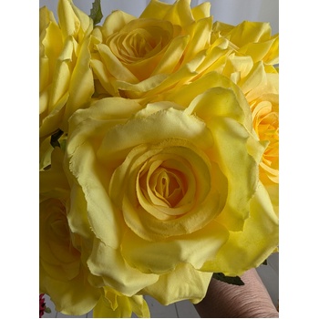 thumb_47cm - Yellow 9 Head Rose Bush