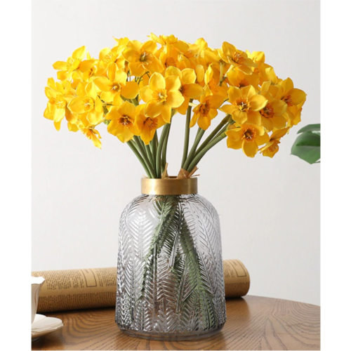 Large View Yellow 40cm daffodil bouquet