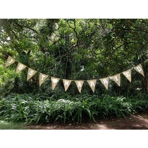 Large View Just Married Burlap Banner/Bunting